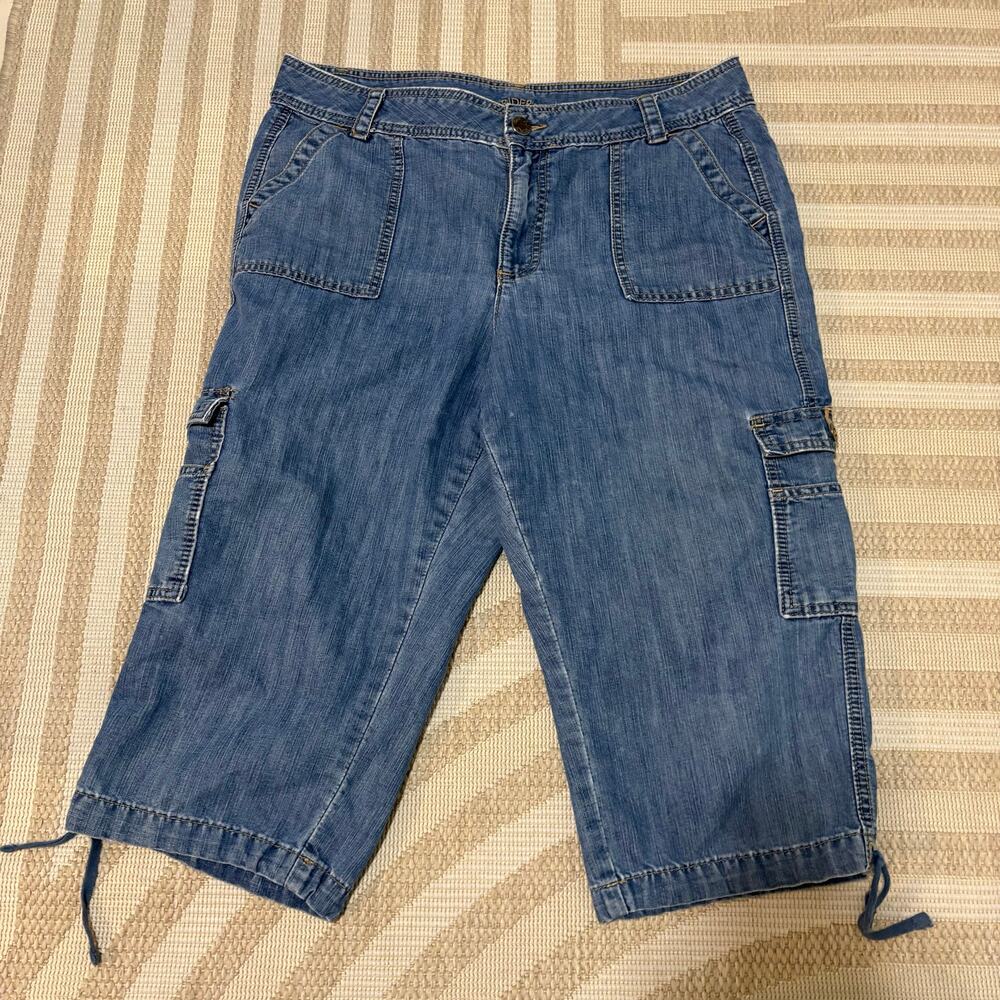 Y2k Riders by Lee Knee Length Loose Fit Size 34 Denim Capri